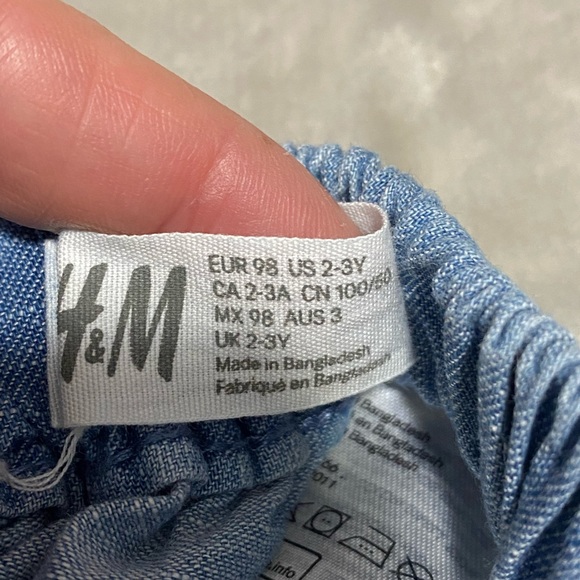 Lot of Toddler Girl’s Skirts and Shorts - Picture 6 of 10